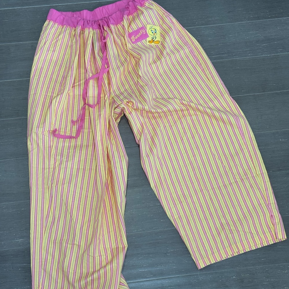 Tweety Pink and Yellow Striped Pajama Pants woman’s sz XXL